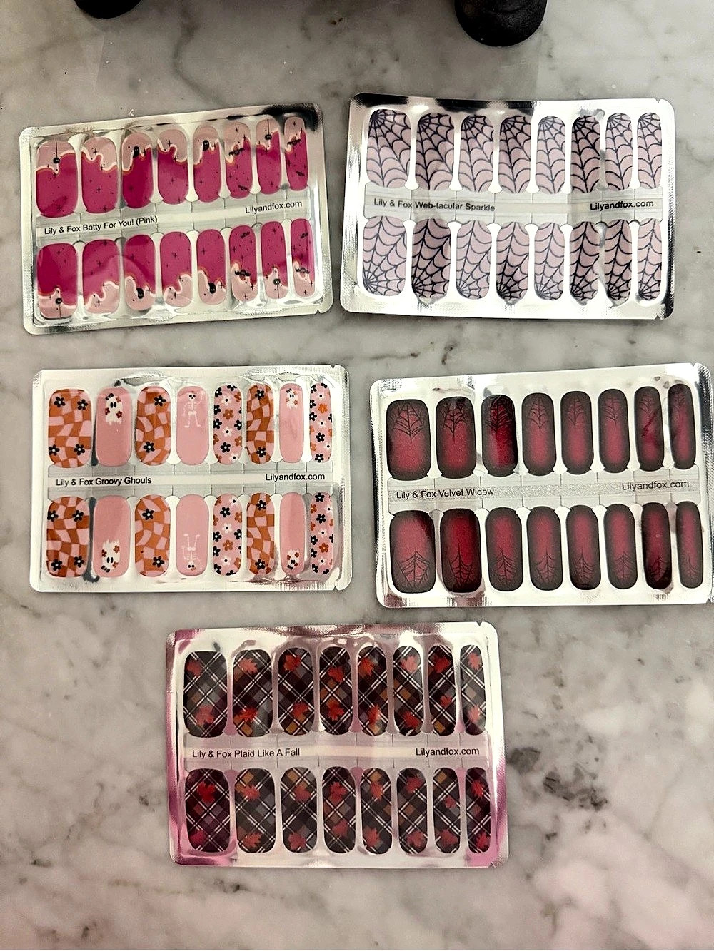 Lily & Fox- bundle of 5 nail wraps